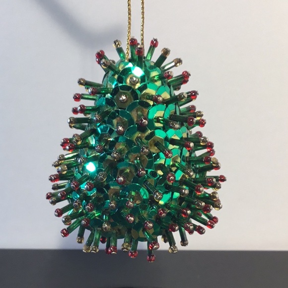VTG. Handcrafted Bead Sequin Christmas Ornament - Picture 3 of 11